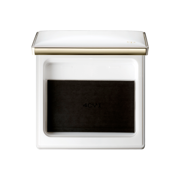 BRIGHTENING POWDER FOUNDATION (Case)